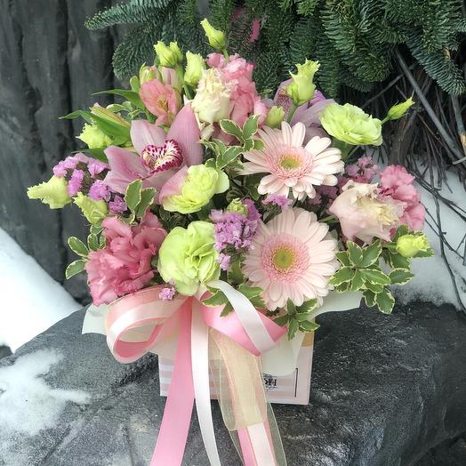 Квіти в коробці