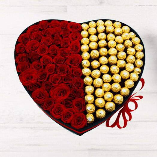 FERRERO CHOCOLATE   RED ROSES IN A MEDIUM BOX