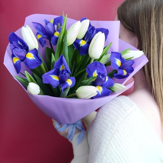 💙Белые тюльпаны с ирисами