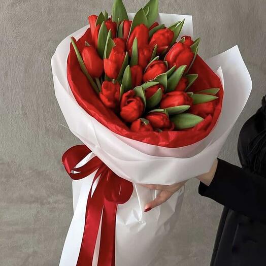 25 тюльпаны для 8 марта