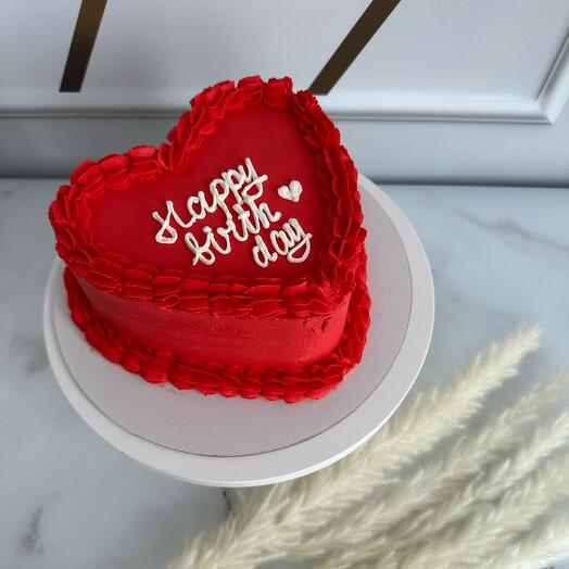 Торт 1кг «HBD» сердце