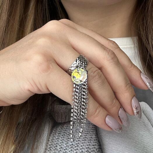 Кольцо с цепями и кристаллом Swarovski