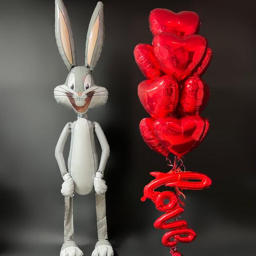 Гелиевые шарики для девушки Багс Банни и красные сердца