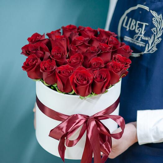 25 rosas Ecuador en una Caja de sombrero 1277f