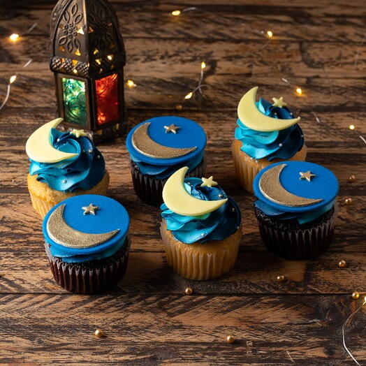 Ramadan Moon and Star cupcake