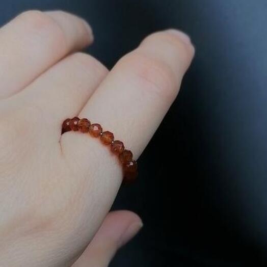 Кольцо из граната спессартин