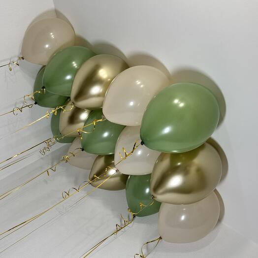 Bolas verdes, beige y doradas bajo el techo, 15 piezas