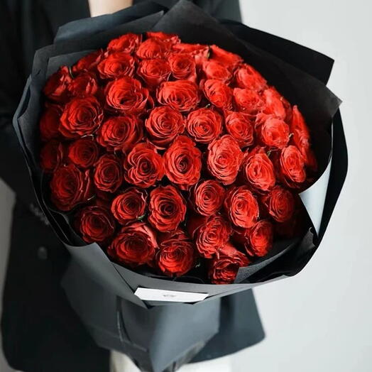 50 Classic Red Roses Bouquet