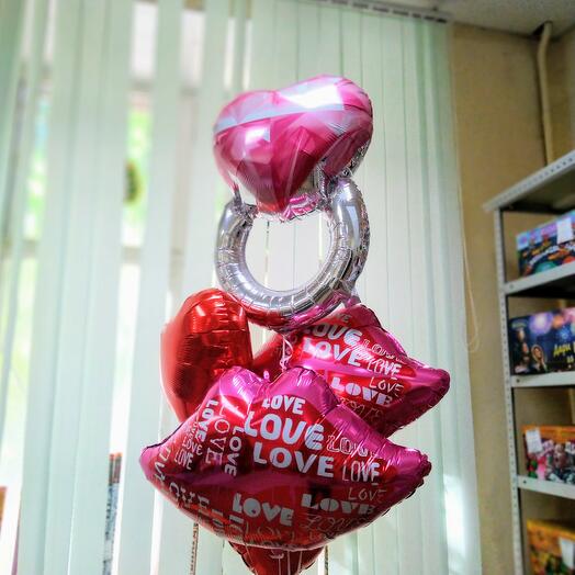 A set of balls for lovers