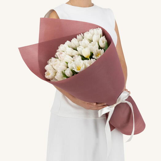 White tulip bouquet