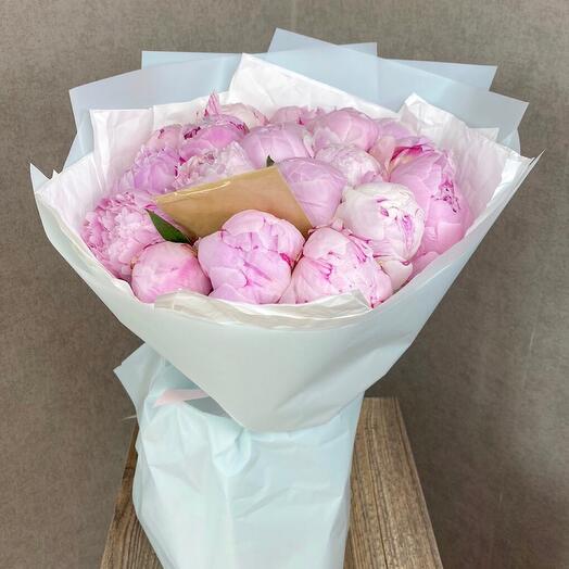 ✅ 19 peonies