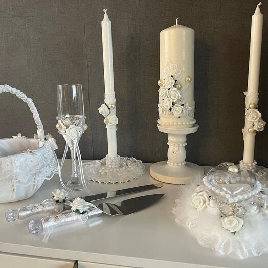 Wedding candle and basket set
