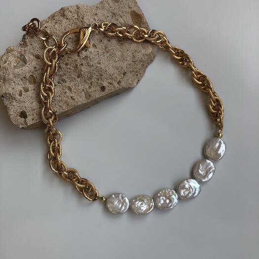 Колье с барочным жемчугом