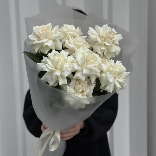 Букет из 9 белых французских роз