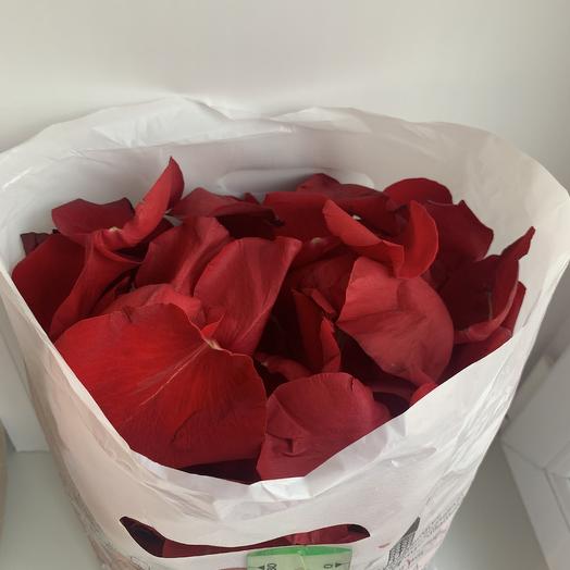 лепестки роз. лепестки роз в пакете. лепестки роз. литр лепестков роз. розы спб лепестки роз.