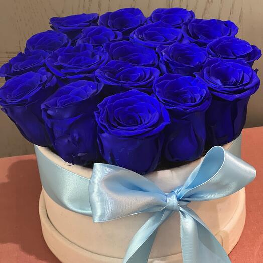 Deep blue roses in a box