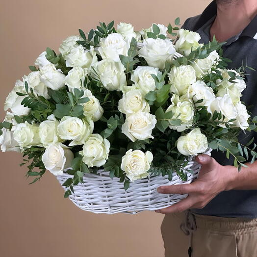 WHITE ROSES IN A BASKET