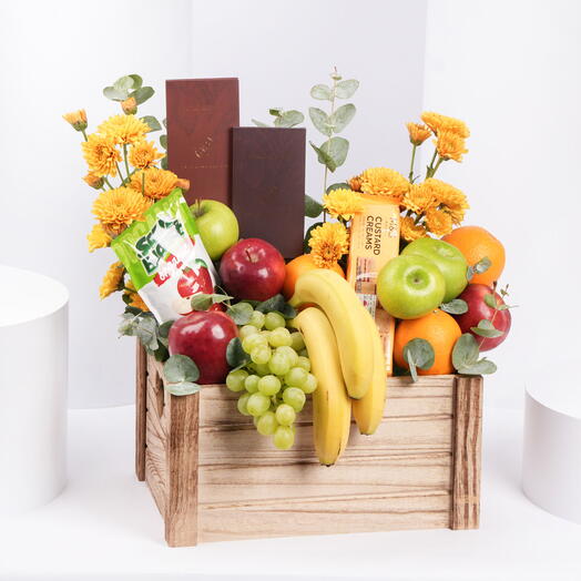 Sweetness Basket with Fruits