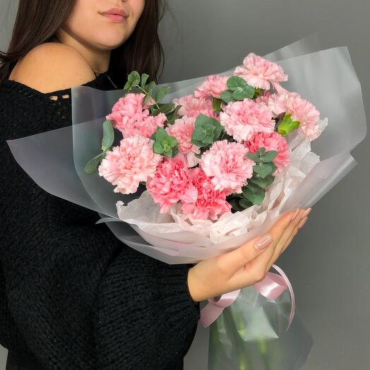 Bouquet of dianthus and eucalyptus "Refinement"