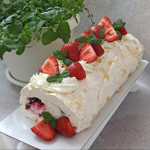 Меренговый рулет