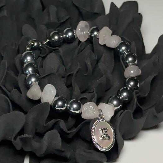 Браслет из гематита и горного хрусталя