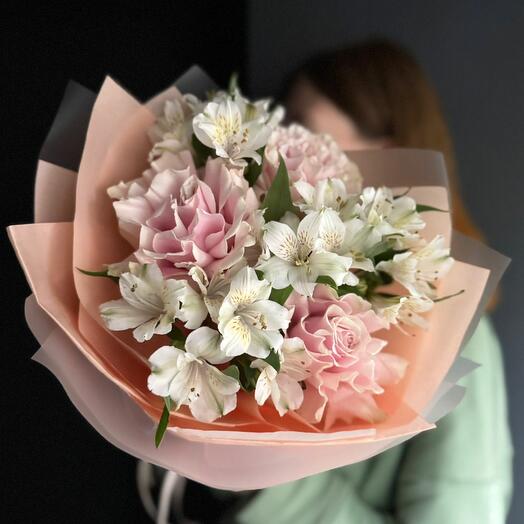 Акция от Vivienne Sabo Авторский букет французская роза, альстромерия на день рождения