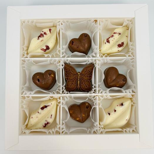 Набор шоколадных конфет  ручной работы (бельгийский шоколад, 9шт)