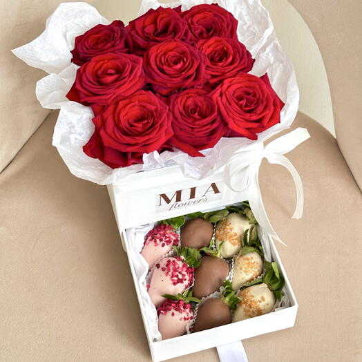 MIA FLOWERS