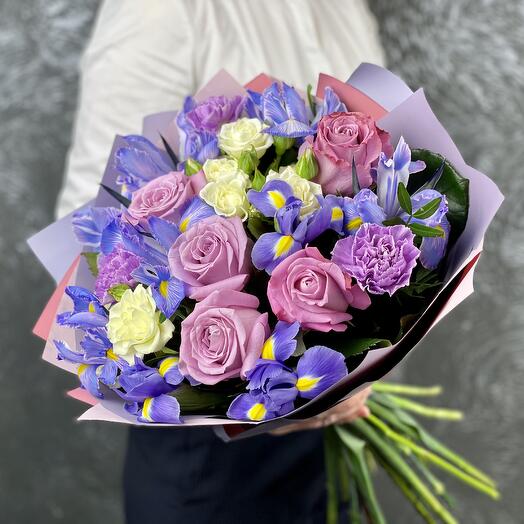 Bouquet with irises Beatrice