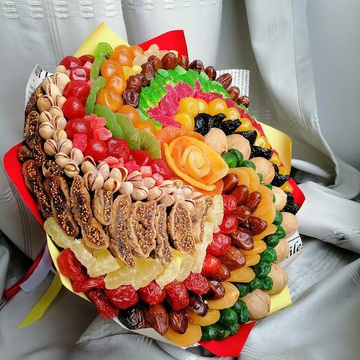 Букет  из сухофруктов "Вихрь" 30 см