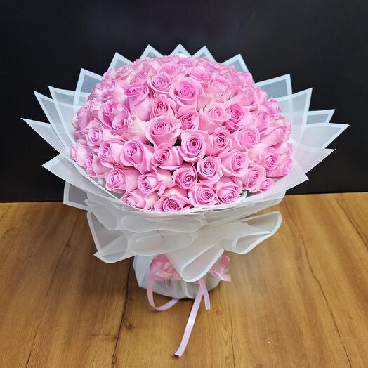 100 PINK ROSES BOUQUET