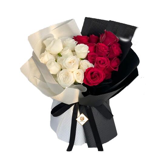 25 Red   White Roses Black   White Wrapped Bouquet