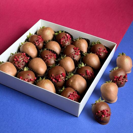 Milky and Dark Strawberry Chocolate