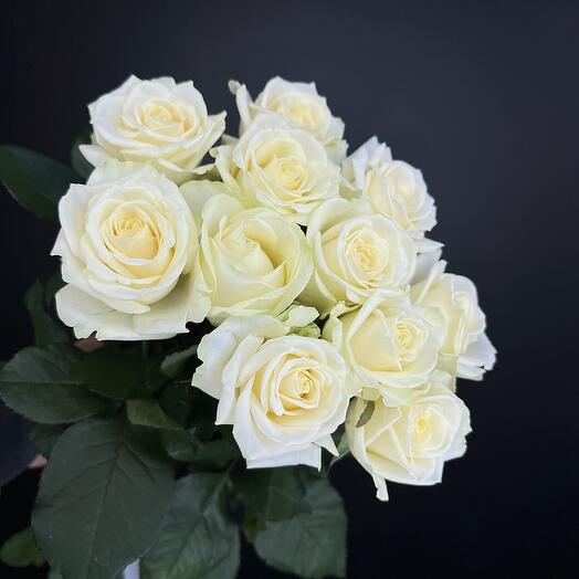 Ramo de 11 rosas blancas Avalanche