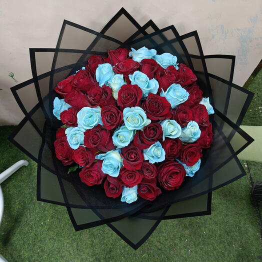 Red and blue flowers bouquet