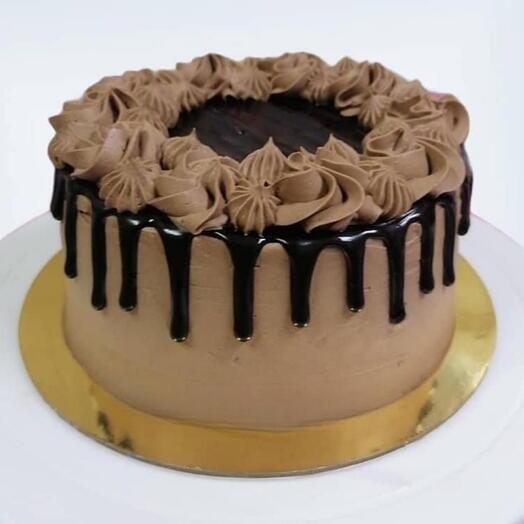 Super moist chocolate drip cake