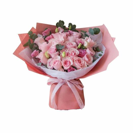 Blushing Rose Elegance Bouquet
