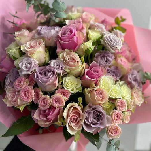 A colorful bouquet of fresh roses