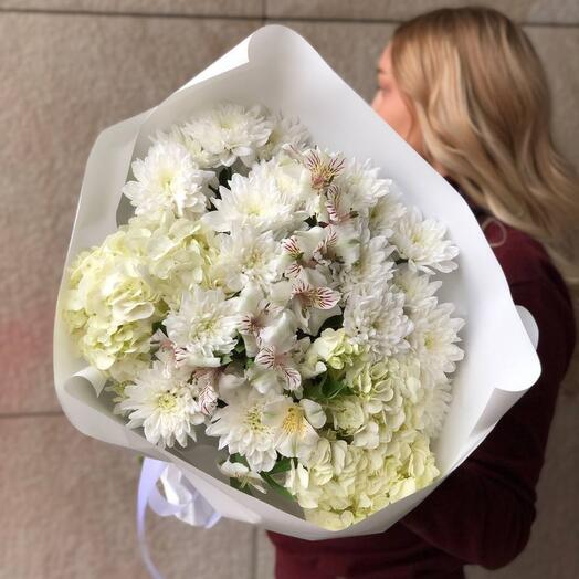 БЕЛОСНЕЖНЫЙ МИКС. Букет для мамы, в школу, для классного руководителя