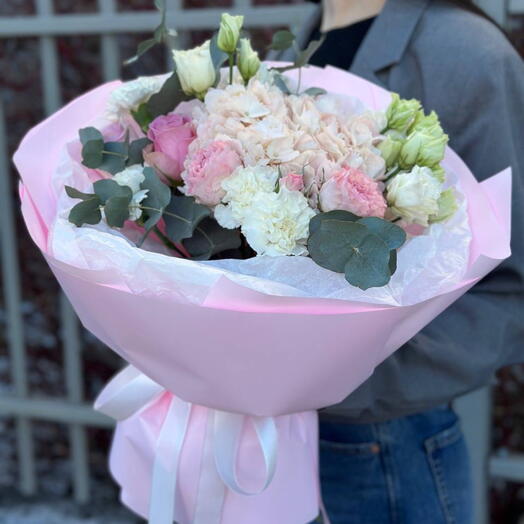 Sarra Bouquet