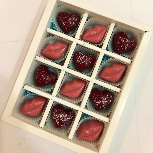 Набор корпусных конфет, 12 шт