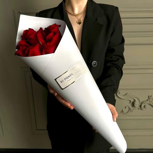 Cono de 9 rosas