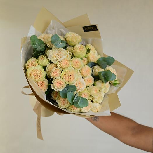 9 Summer Spray Roses Bouquet