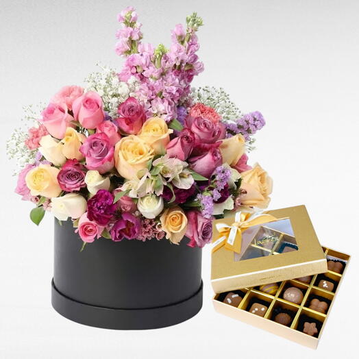 Elegant Flower Box with Signature Chocolate