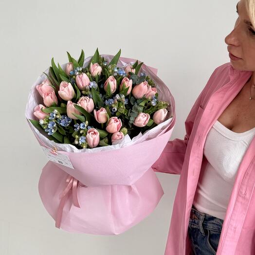 Pink tulips with exotics