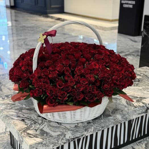 301 red roses in a basket