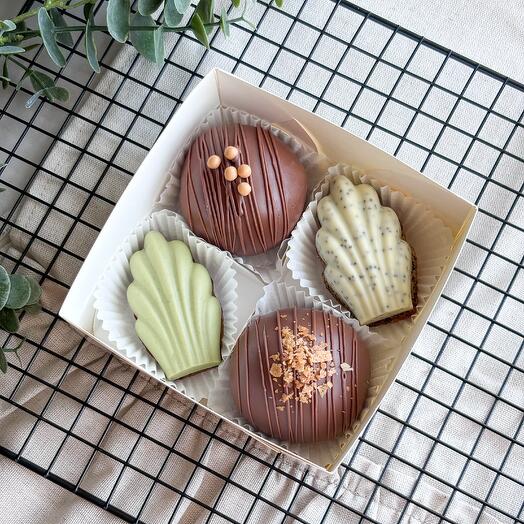 Assorted "Potato" and "Madeleine" (set of 4 pieces)