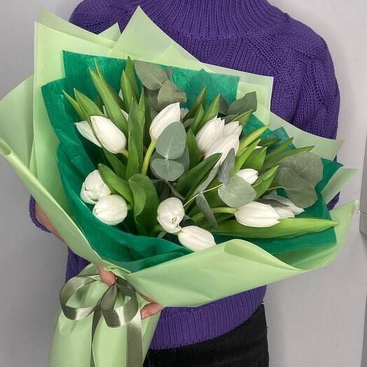 Bouquet of tulips