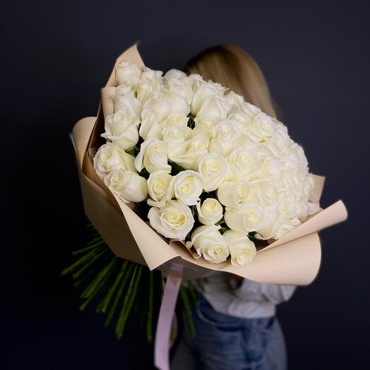 Моно букет 51 белая роза Эквадор