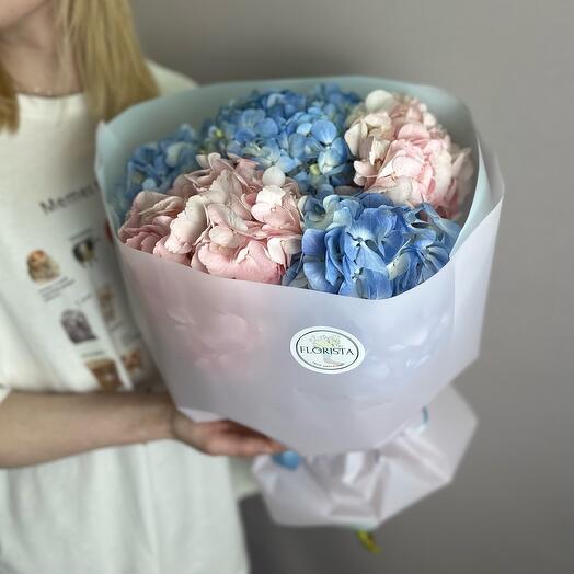 A magnificent bouquet of hydrangeas